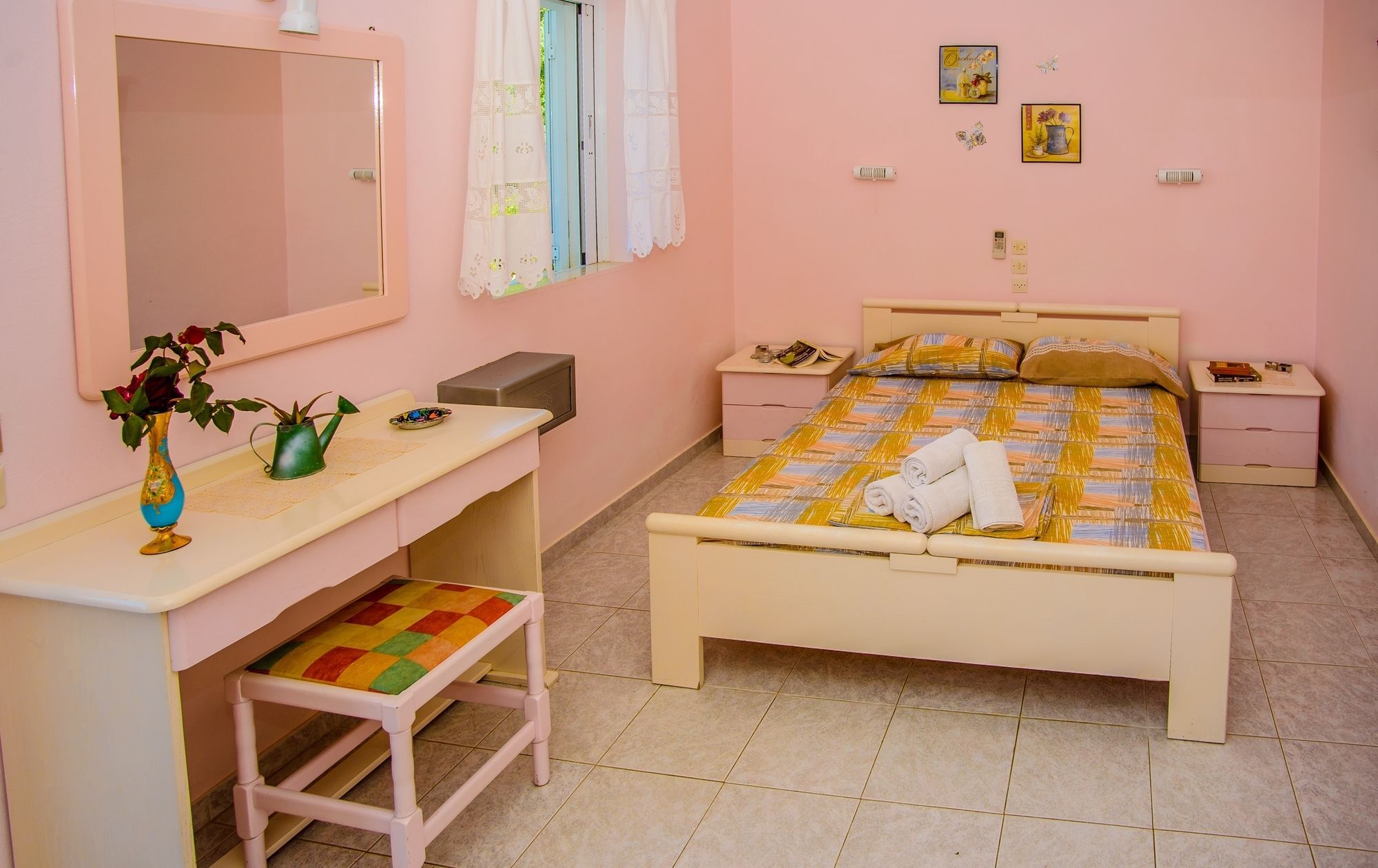 Aloni Studios And Apartments لاسي المظهر الخارجي الصورة