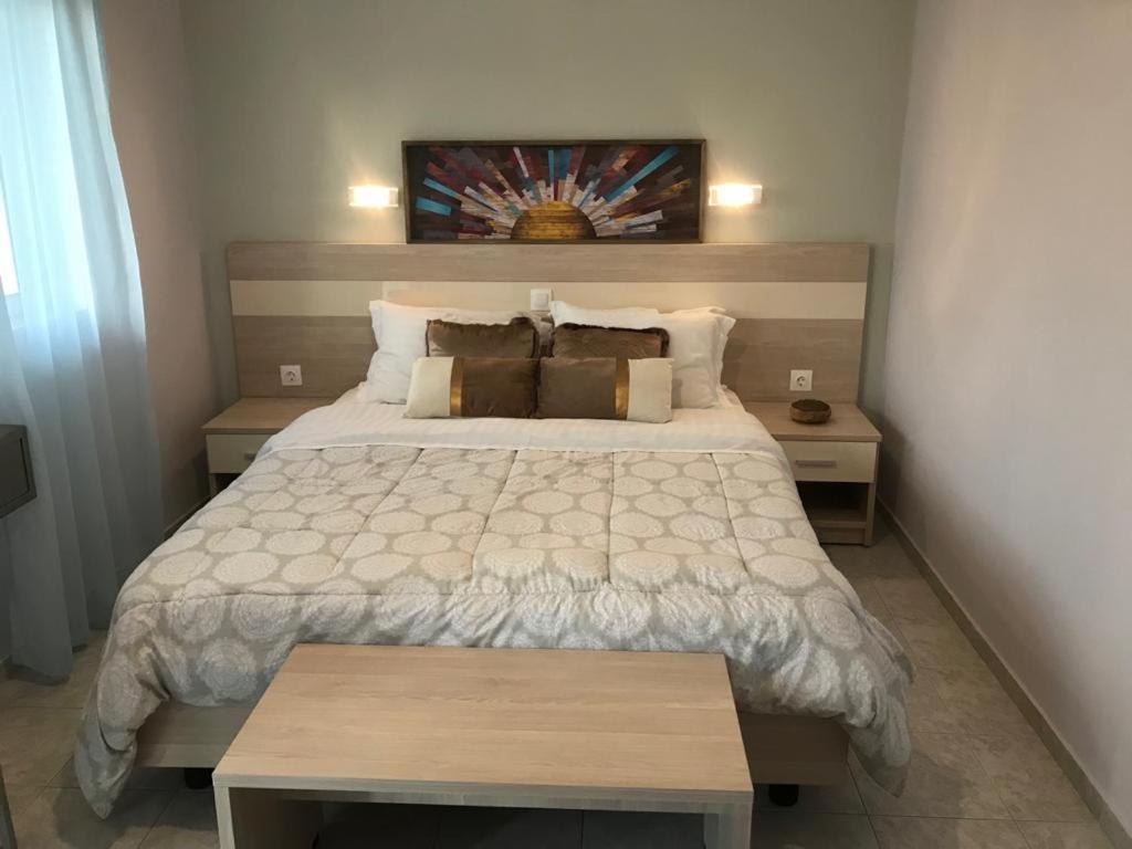 Aloni Studios And Apartments لاسي المظهر الخارجي الصورة